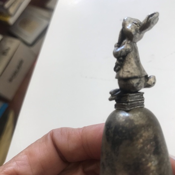 - Peter Rabbit Silver Plated Bell Beatrix Potter Collection - Picture 3 of 7